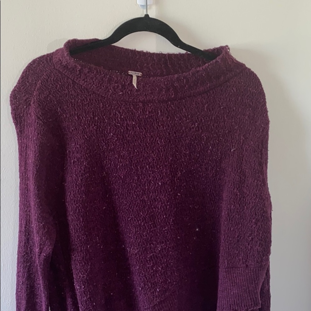 Free People Women’s Maroon Sweater